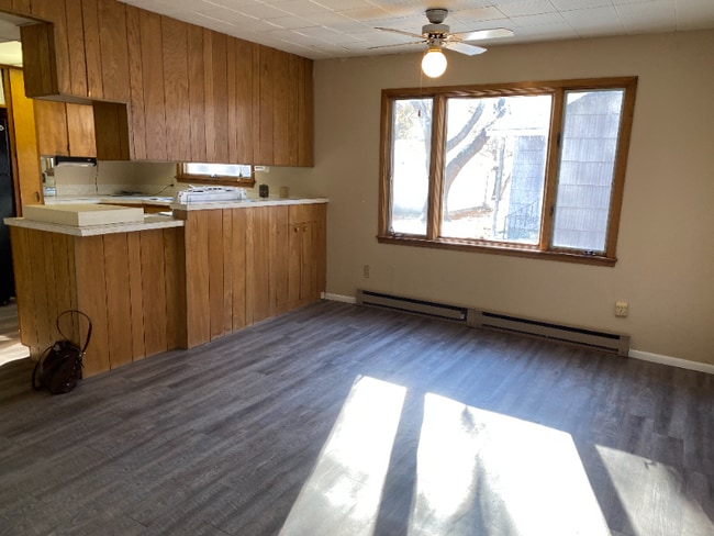 Foto del edificio - 217 Central Ave S