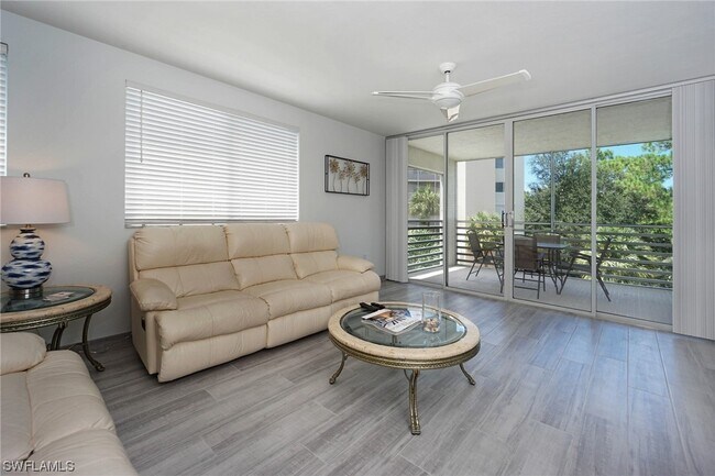 Foto del edificio - 285 Naples Cove Dr