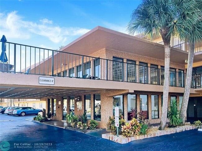 Building Photo - 9370 SW 8th St