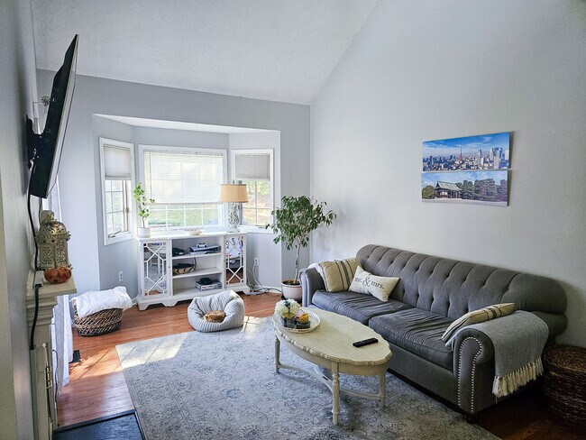 Foto del edificio - 1 Birchwood Ln