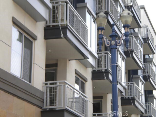 Foto del edificio - 150 The Promenade N