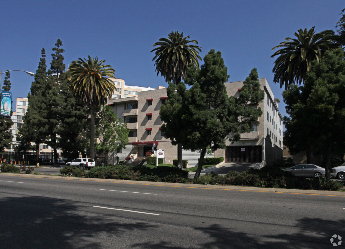 Building Photo - Fountain Terrace Apartments