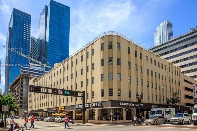 Foto del edificio - 150 SE 3rd Ave