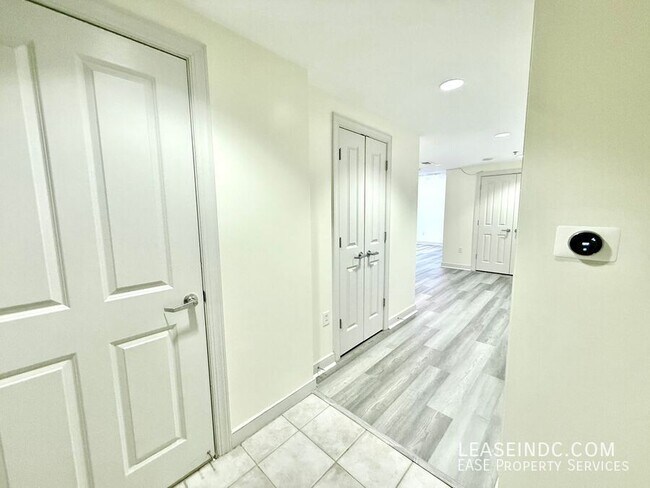 Foto del edificio - 777 7th St NW