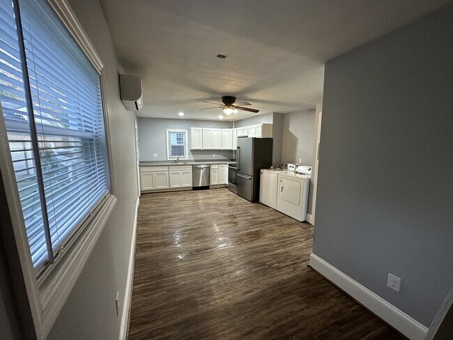 Foto del edificio - 121 Myrtle St