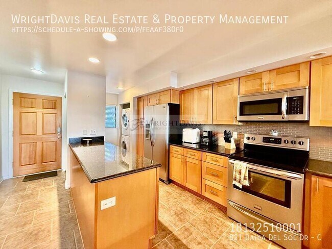 Building Photo - 821 Bahia Del Sol Dr