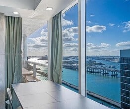 Building Photo - 1717 N Bayshore Dr