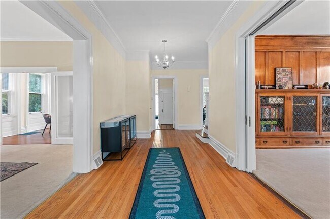 Foto del edificio - 1084 Shady Ave