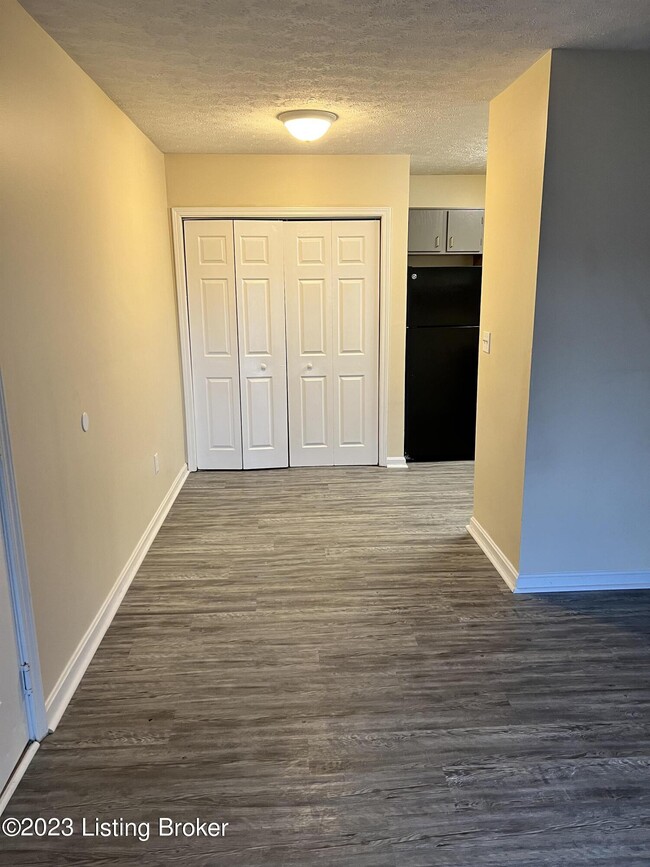 Building Photo - 4109 Blue Lick Ct
