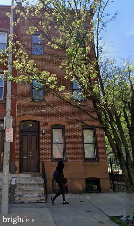 Foto principal - 1734 W Diamond St