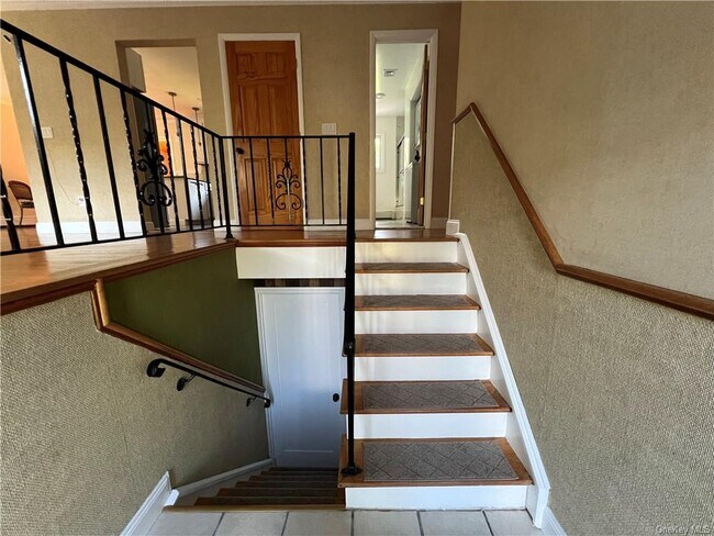 Foto del edificio - 3 Phillips Dr