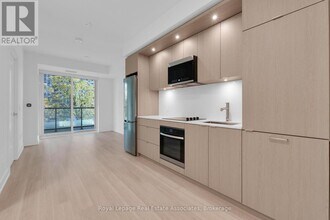 Building Photo - 60 Central Park Roadway