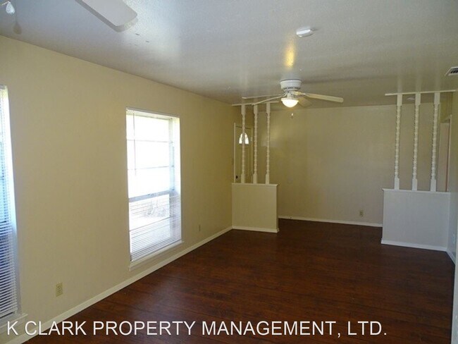 Building Photo - 3 br, 2 bath House - 4850 SHADYDALE  DR