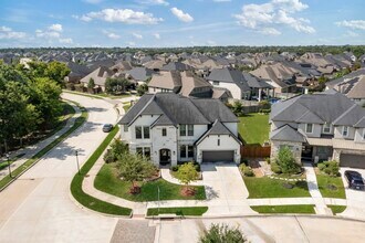 Building Photo - 1026 McMurtry Ridge Dr