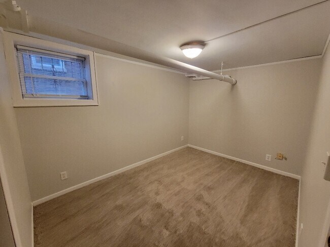 Foto del edificio - 2312 E Wyoming Pl