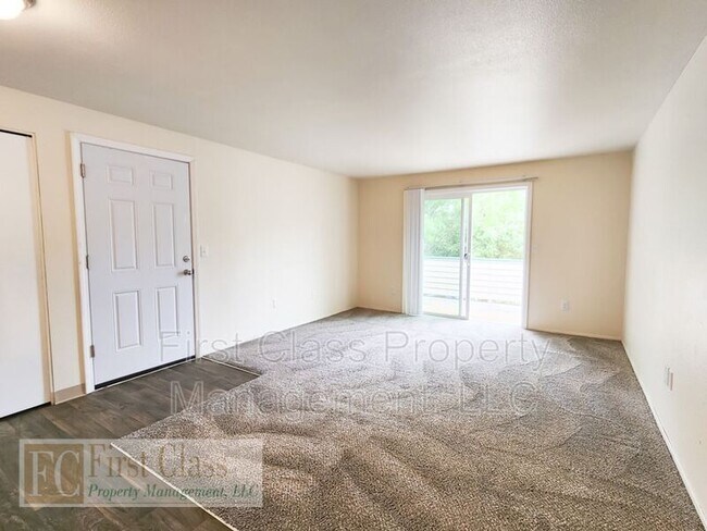 Building Photo - 1285 NW 183rd Ave