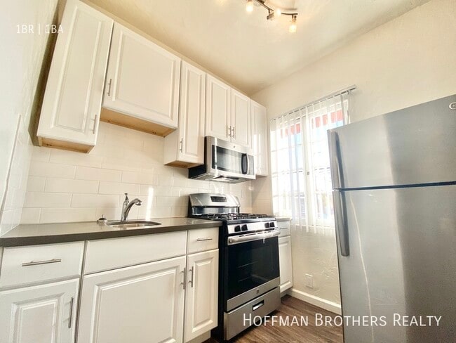 Building Photo - 8517 Horner St