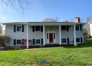 Building Photo - 1434 Sioux Trail