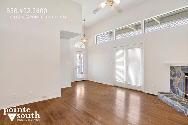 Foto del edificio - 13414 Valerie Dr