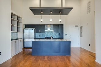 Building Photo - 1600 Barton Springs Rd