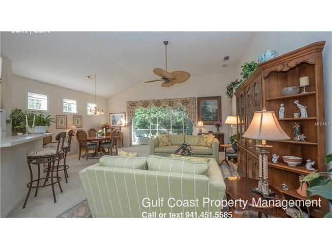 Building Photo - 7163 Victoria Cir