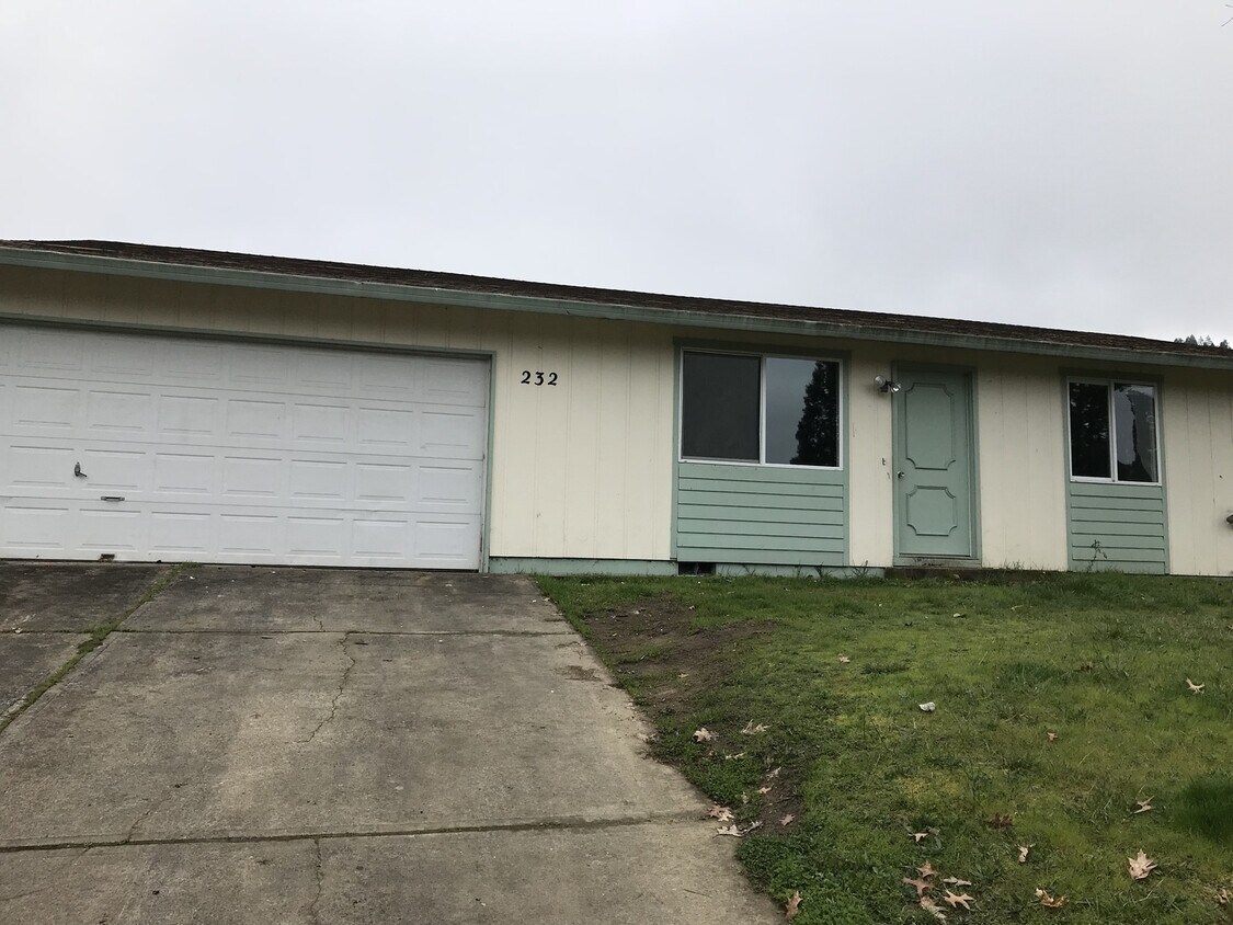 Foto principal - 3bd 1.5 ba in Tri City -