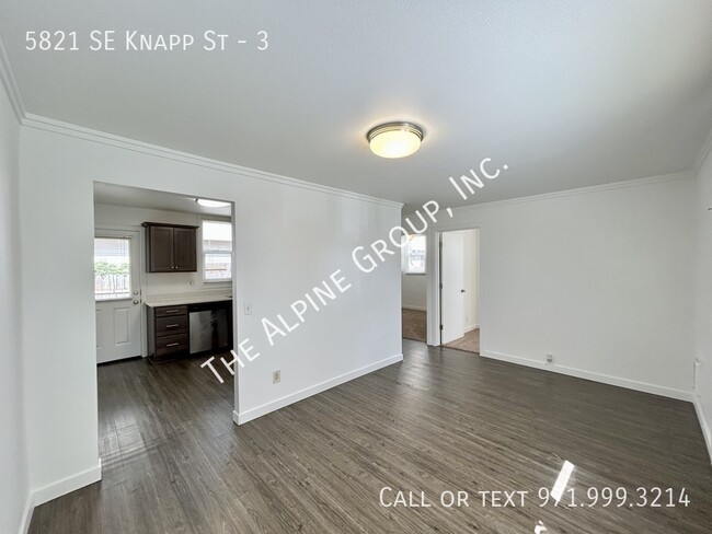 Foto del edificio - 5821 SE Knapp St