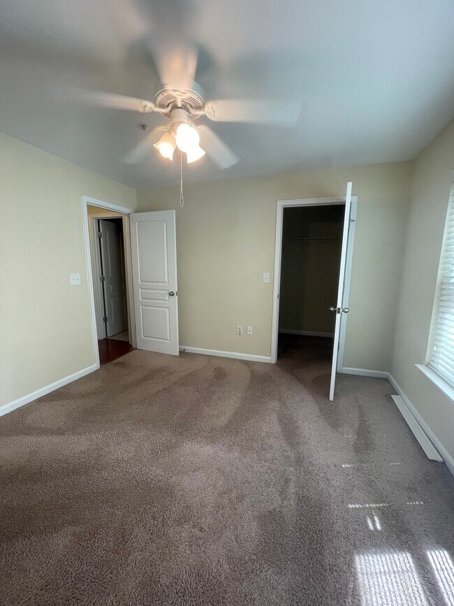 Foto del edificio - 3831 Cherokee Woods Way