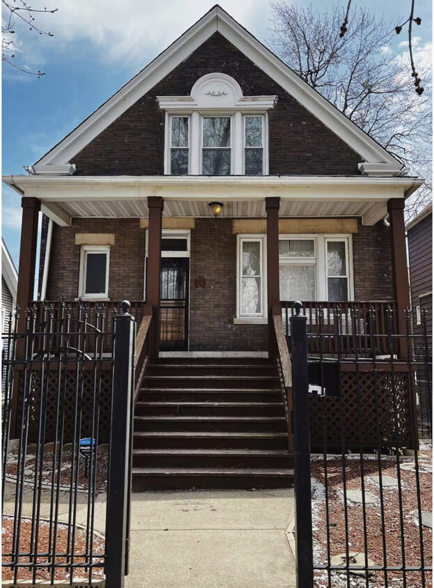 Primary Photo - 2867 E 77th St