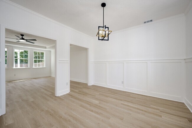 Foto del edificio - 412 Riley Ln