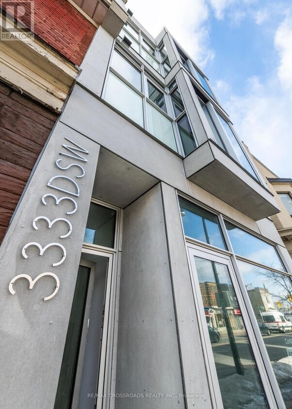 Photo principale - 3333 Dundas St W