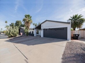 Building Photo - 2229 N 87th Way