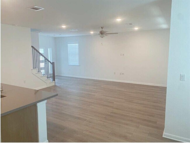 Building Photo - 1515 Iberville Dr