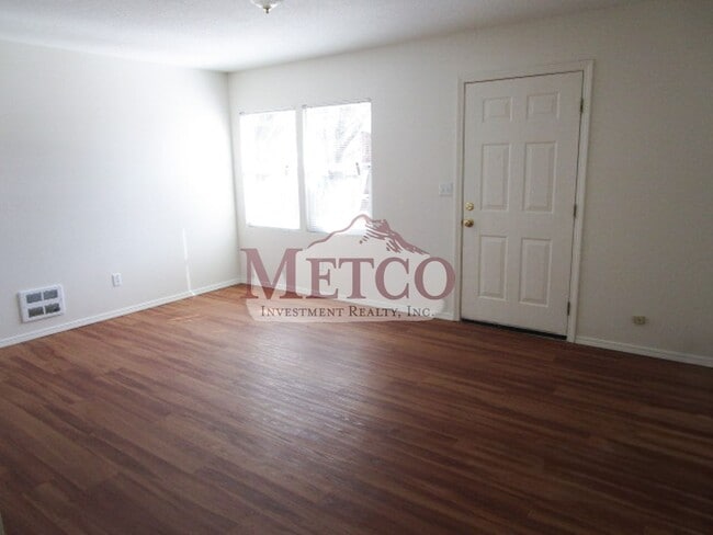 Foto del edificio - Charming 3 bedroom home in Cottage Grove