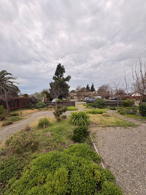 Foto del edificio - 4810 Kenmar Rd