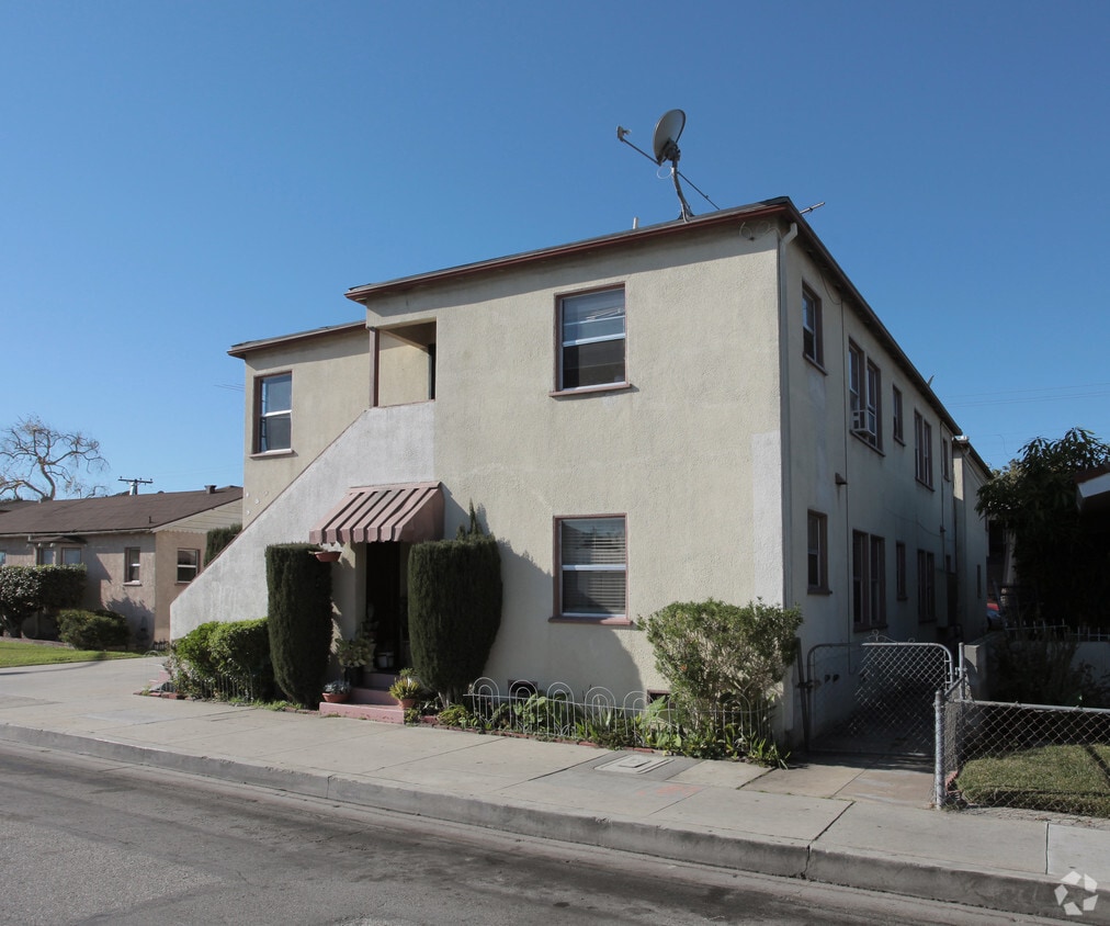 Building Photo - 7007 Plaska Ave