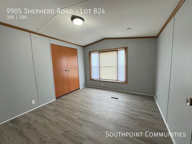 Building Photo - 9905 Shepherd Rd