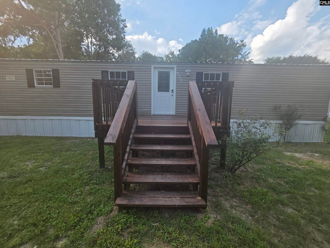 Foto principal - 1527 Middlepen Rd SE