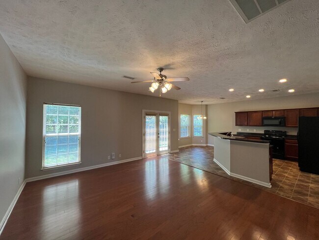 Foto del edificio - 3BR 2.5 Bath in Blackman Area of Murfreesb...