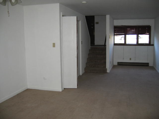 Building Photo - 606 Tower Ln