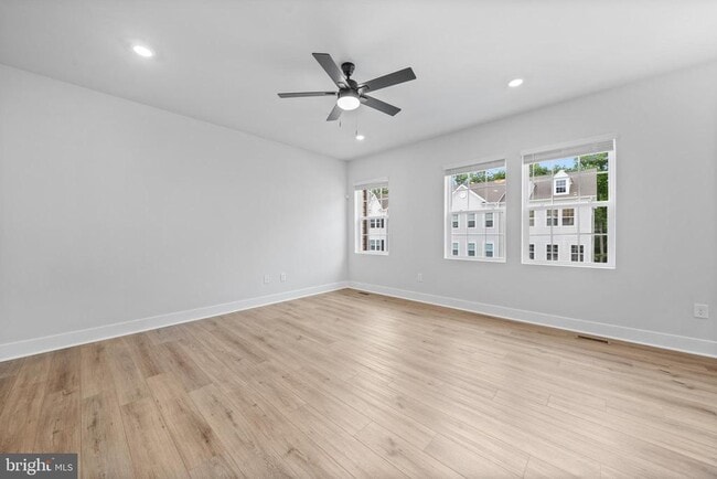 Building Photo - 23635 Goodwill Wy