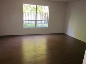 Foto del edificio - 3 br, 2 bath Apartment - 1222 N Flagler Dr