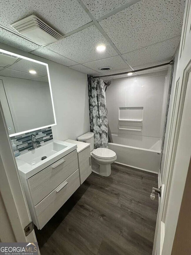 Foto del edificio - 260 Glen Meadow Ct