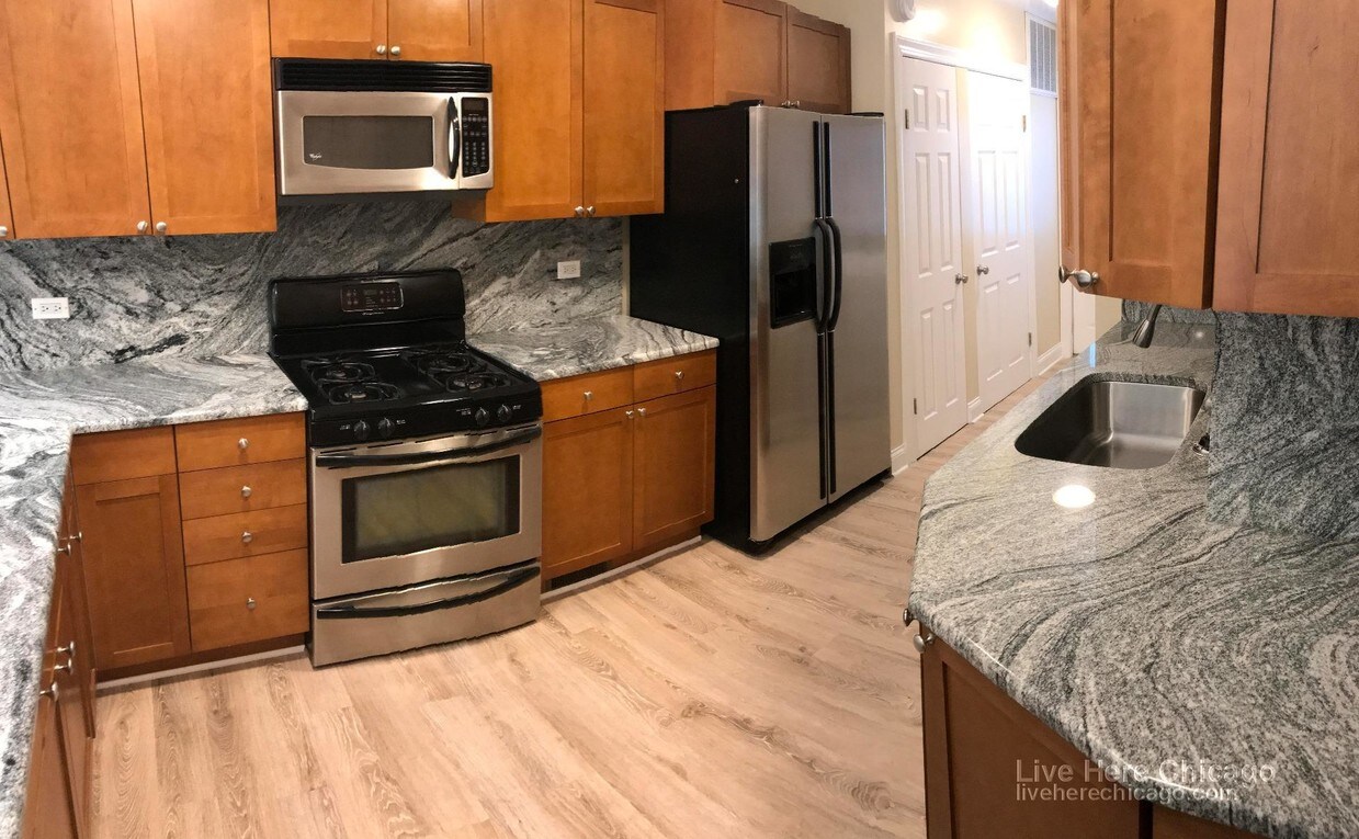 Foto principal - 2829 N Lincoln Ave