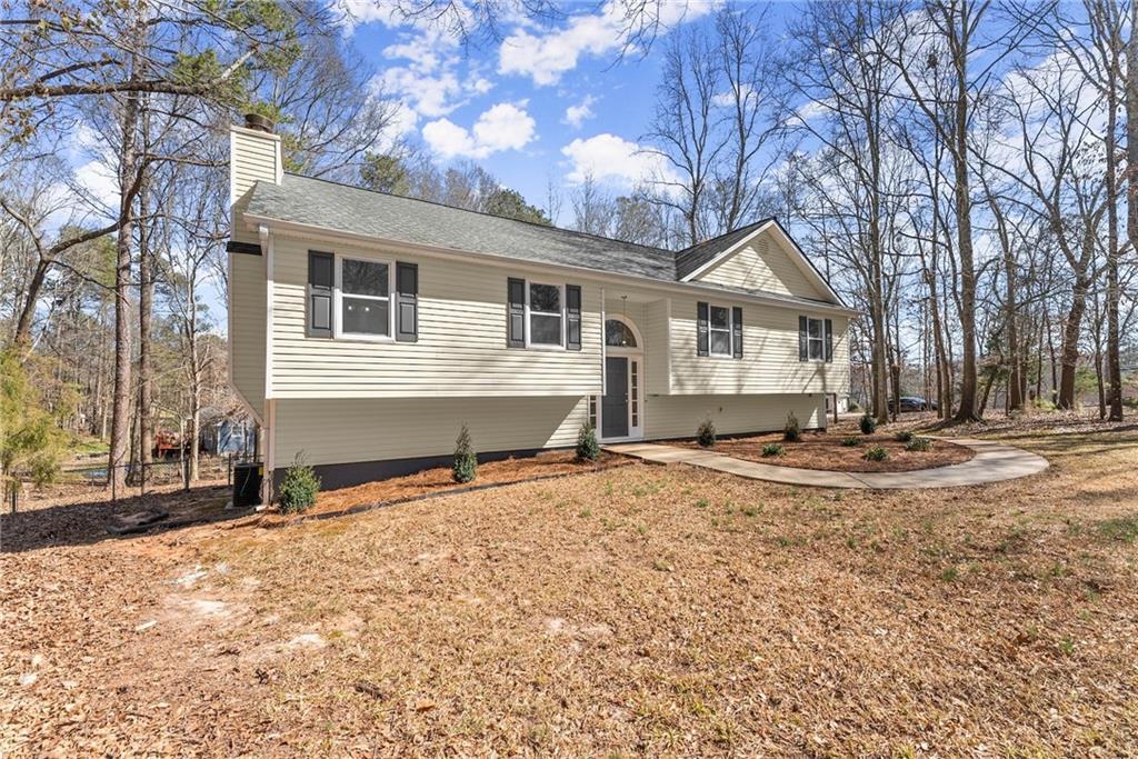 Foto principal - 175 Cedar Ridge Dr