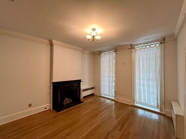 Foto del edificio - 1403 Grove Ave