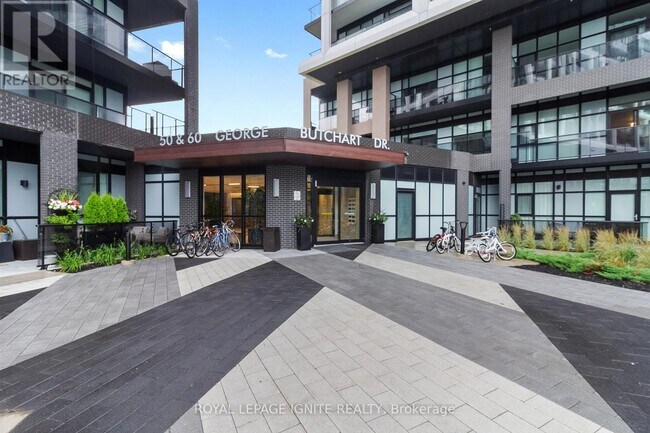 Building Photo - 50-850 George Butchart Dr