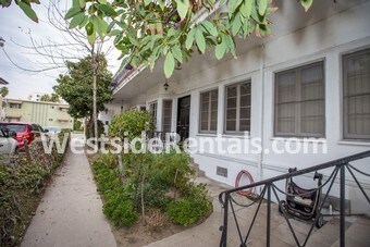 Foto principal - 410 E Harvard St