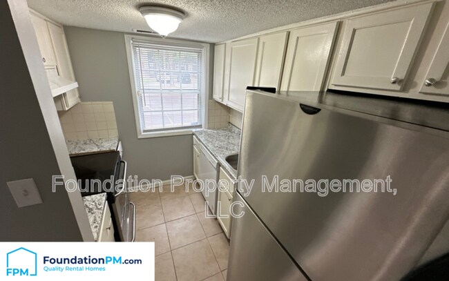 Building Photo - 5260 Flowering Peach Dr