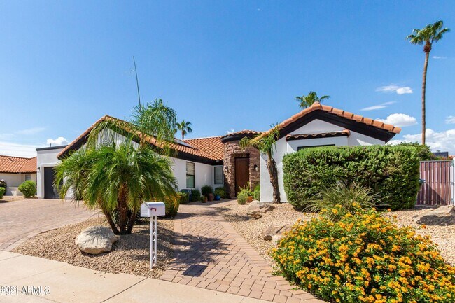 Building Photo - 5620 E Le Marche Ave